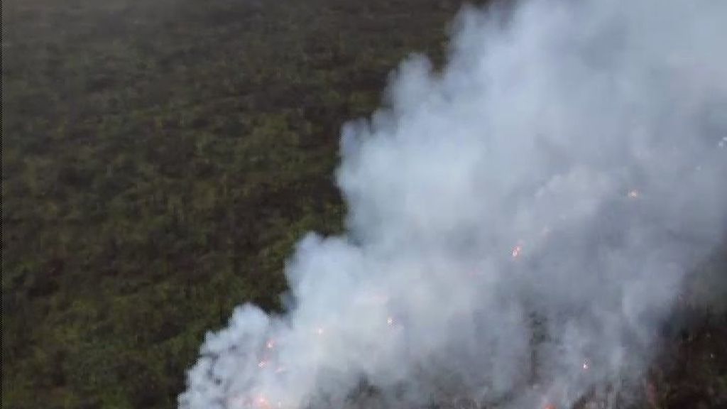 Hawaii, de nuevo en alerta por un río de lava