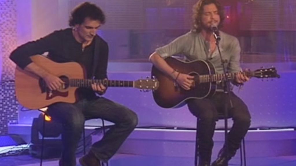 Manu Carrasco visita la casa de 'GH 12+1'