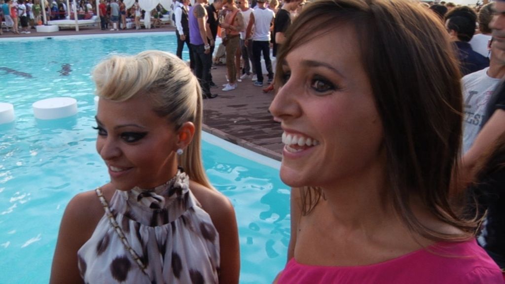 Adela descubre los secretos de la noche española Adela descubre los secretos de la noche española