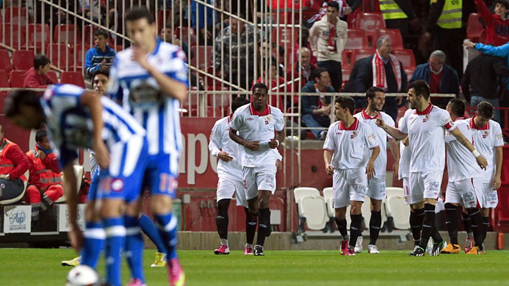 El Sevilla golea al Deportivo El Sevilla golea al Deportivo
