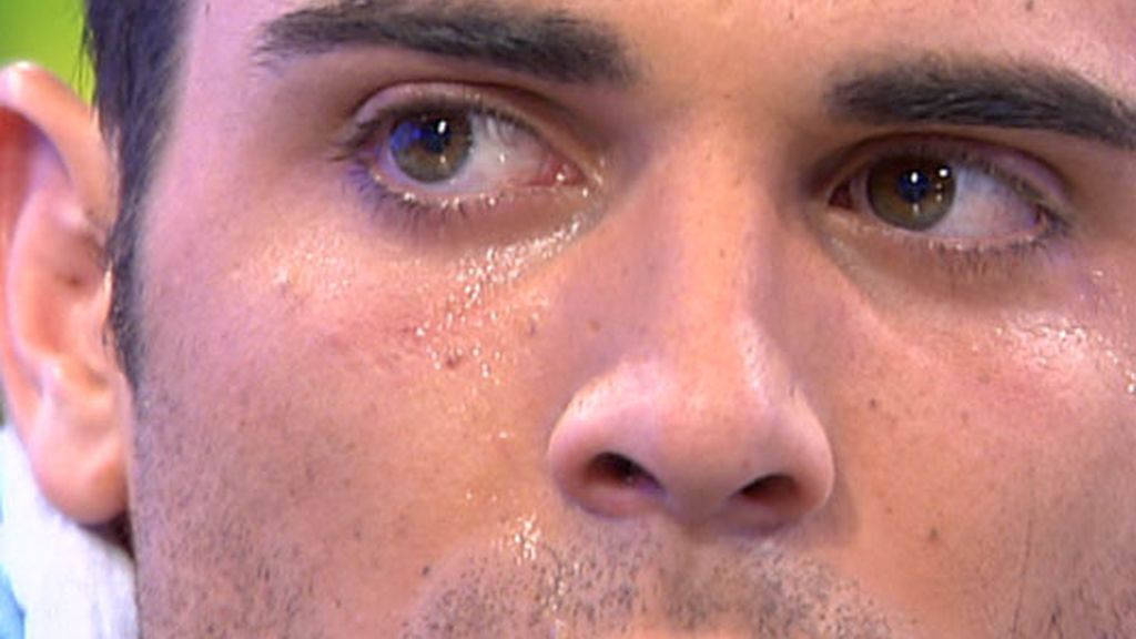 Abraham llora desconsoladamente