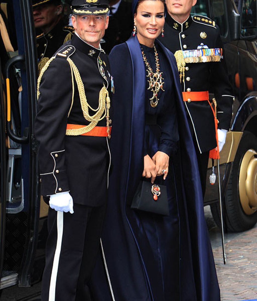 Letizia con plumas, Máxima de añil... Los estilismos de la coronación holandesa