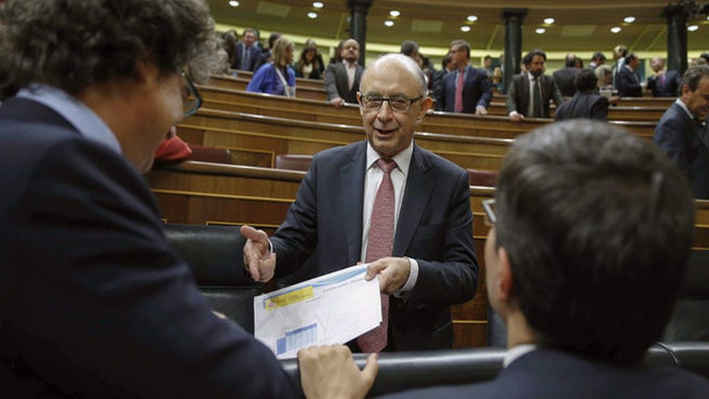 El Congreso aprueba el techo de gasto gracias a PP, PSOE, C's y PNV
