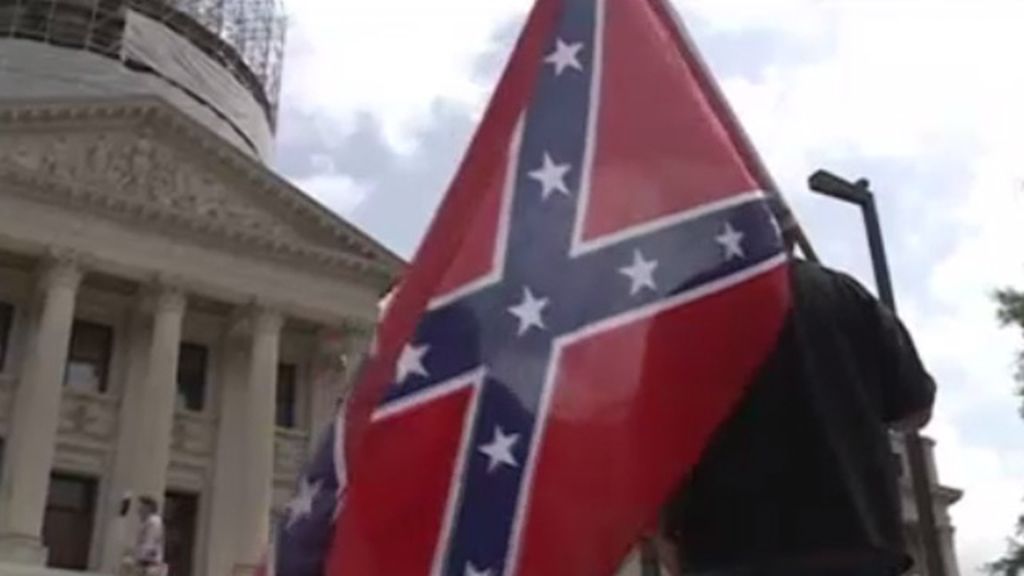 Estados Unidos retira la bandera confederada