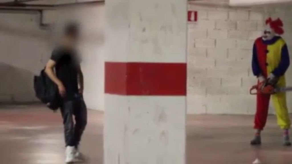 Los payasos aterrorizan a los franceses