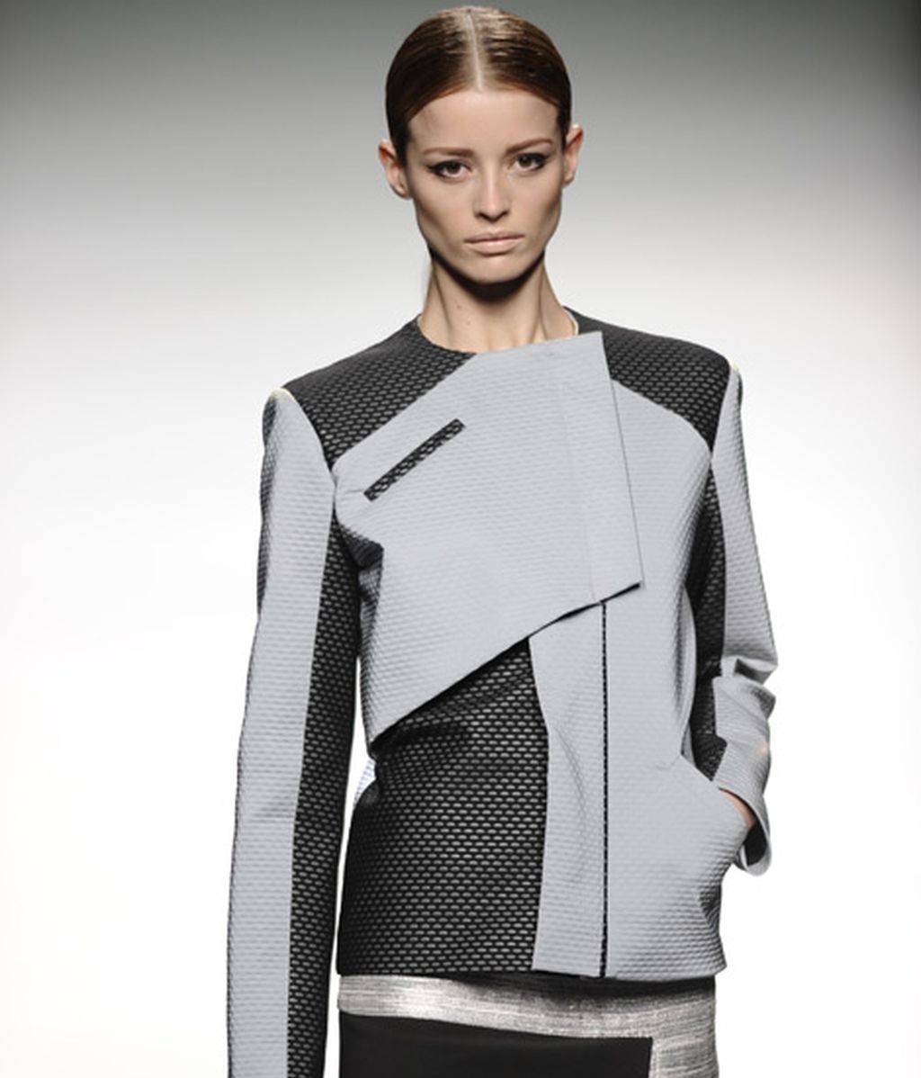 La viuda negra se convierte en musa