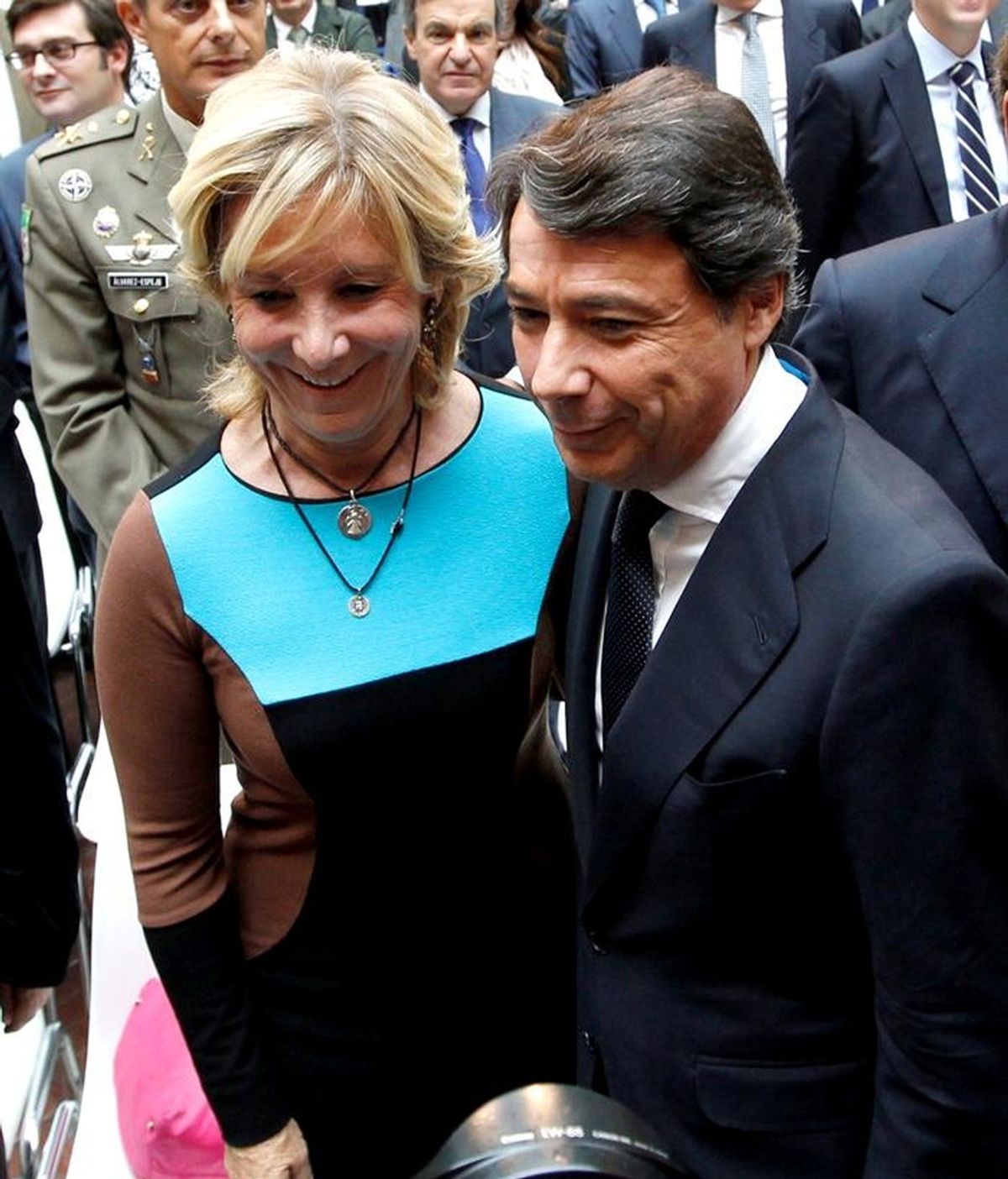 Ignacio González, el nuevo presidente de la comunidad de Madrid junto a Esperanza Aguirre