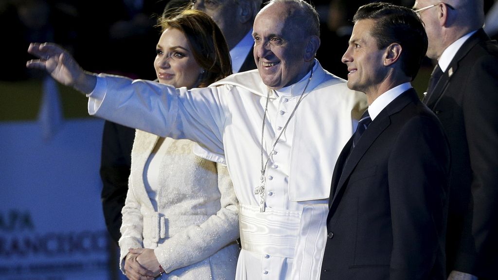 Una multitud totalmente entregada recibe en México al papa Francisco