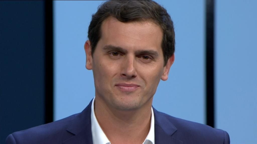 Rivera: "Si sienten como yo que España se puede volver a levantar, confíen en mi"