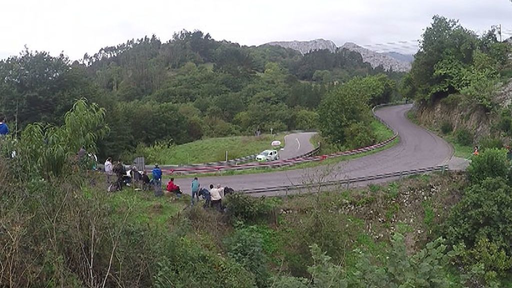 Llanes Alberto Monarri se proclamó campeón de la Sandero Rallye Cup