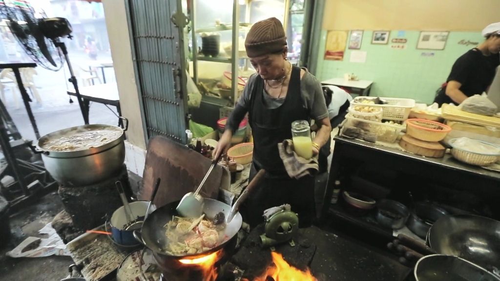 Dabiz Muñoz descubre conceptos culinarios en cada rincón de Tailandia