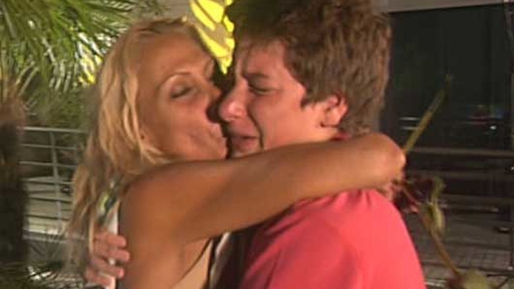 Rosa, sorprendida por su hijo Amador