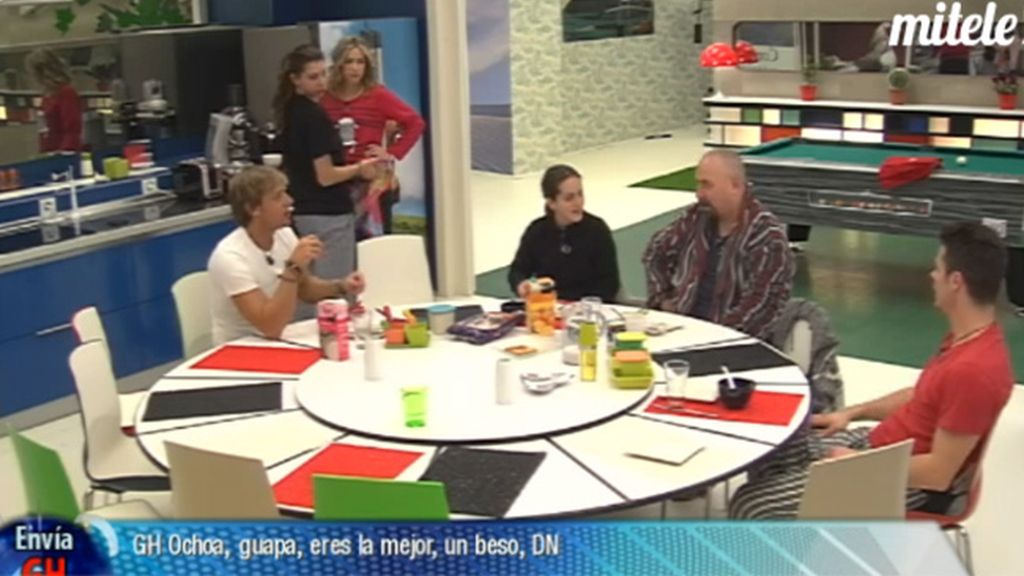 A vueltas con la cafetera y primeras "conspiraciones"