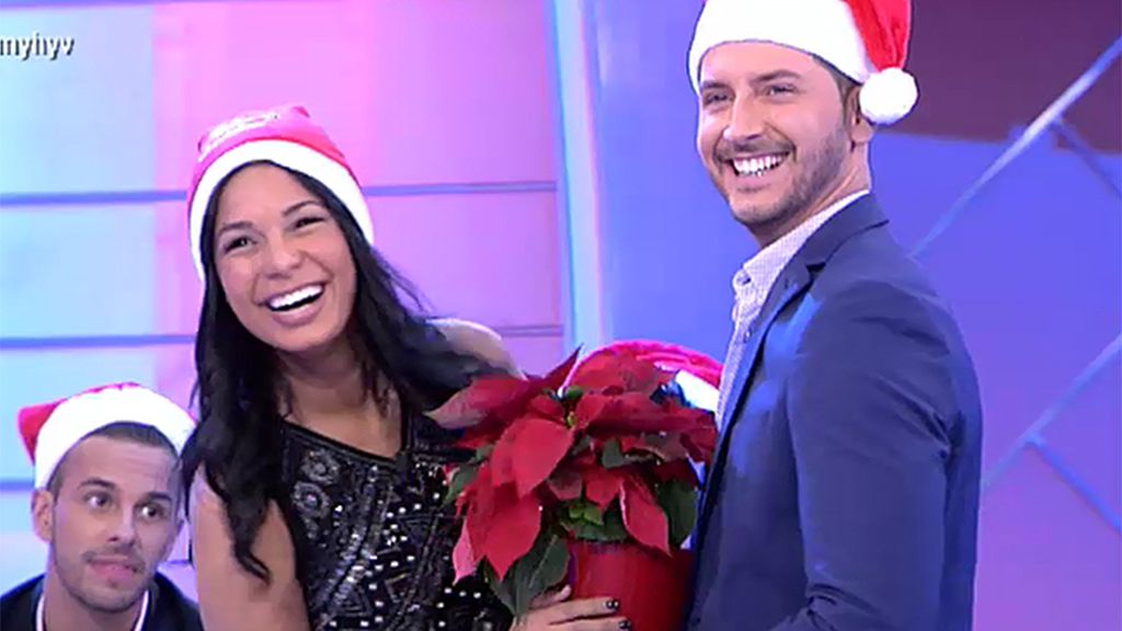 Paola hace la pelota a su suegra