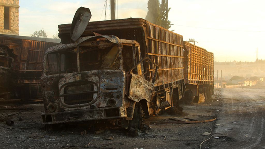 Al Assad bombardea un convoy humanitario nada más terminar la tregua