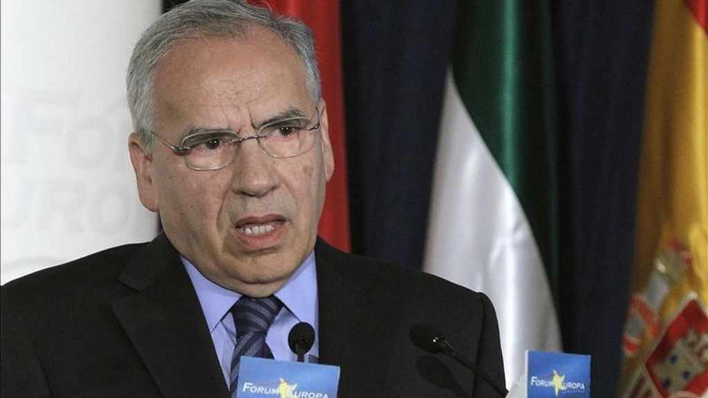 El exvicepresidente del Gobierno y presidente de la Comisión Constitucional del Congreso, Alfonso Guerra. EFE
