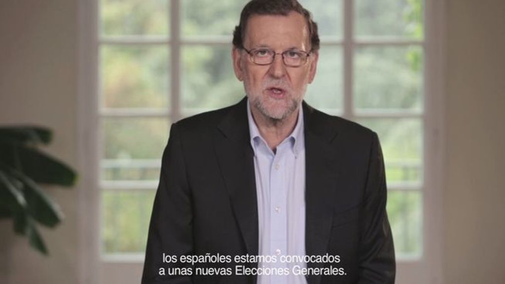 Rajoy, en precampaña defiende en vídeo la "España en serio"