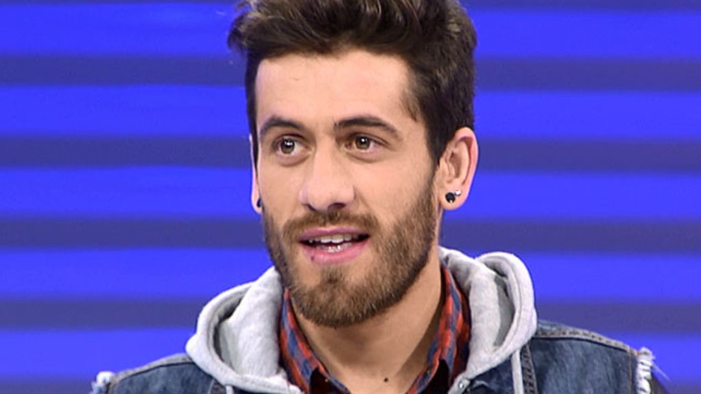 Adrián, un gallego algo tímido, para Elisa