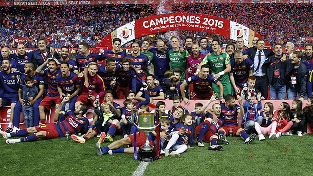 Así ha sido la celebración del Barcelona con Iniesta como protagonista