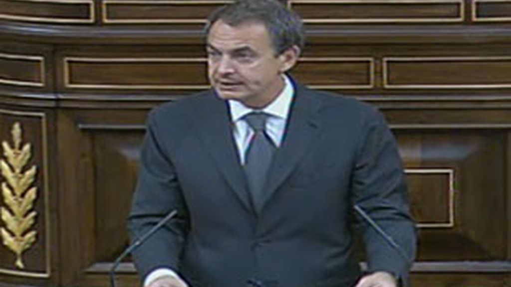 El presidente del Gobierno ha defendido que los nuevos pasos "tangibles" y "de gran relevancia" dados por el Eurogrupo para reforzar la estabilidad financiera. Vídeo: Informativos Telecinco