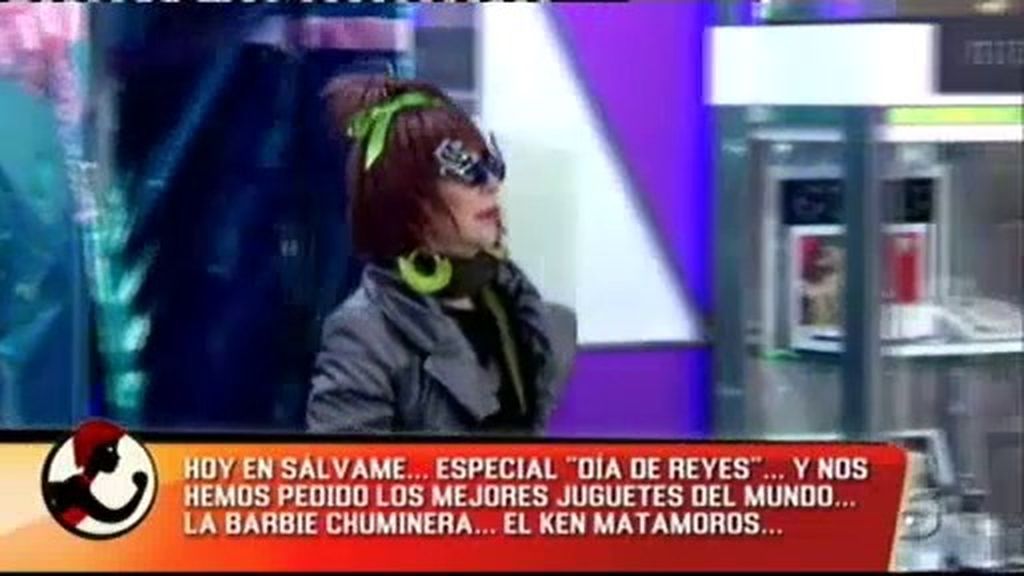 Los colaboradores de 'Sálvame' se disfrazan de juguetes en Reyes