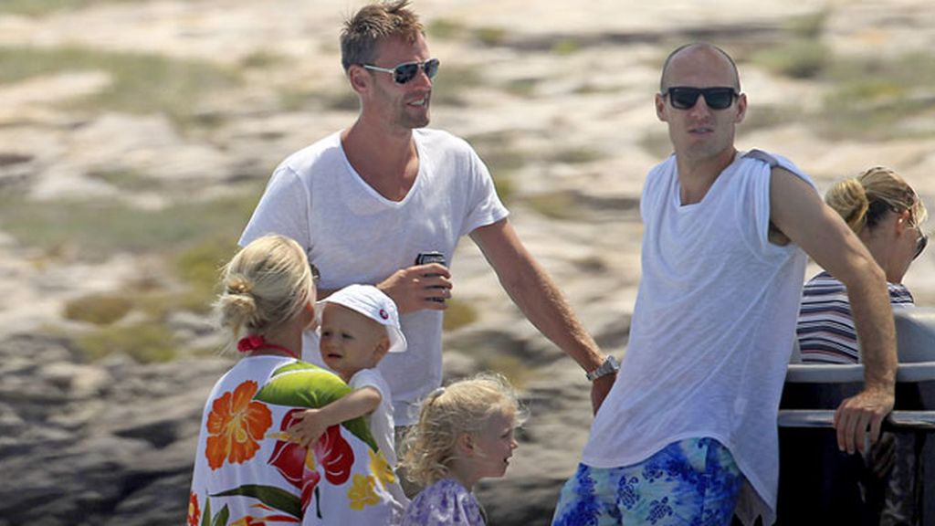 Robben con su mujer Bernadien Eillert en Formentera