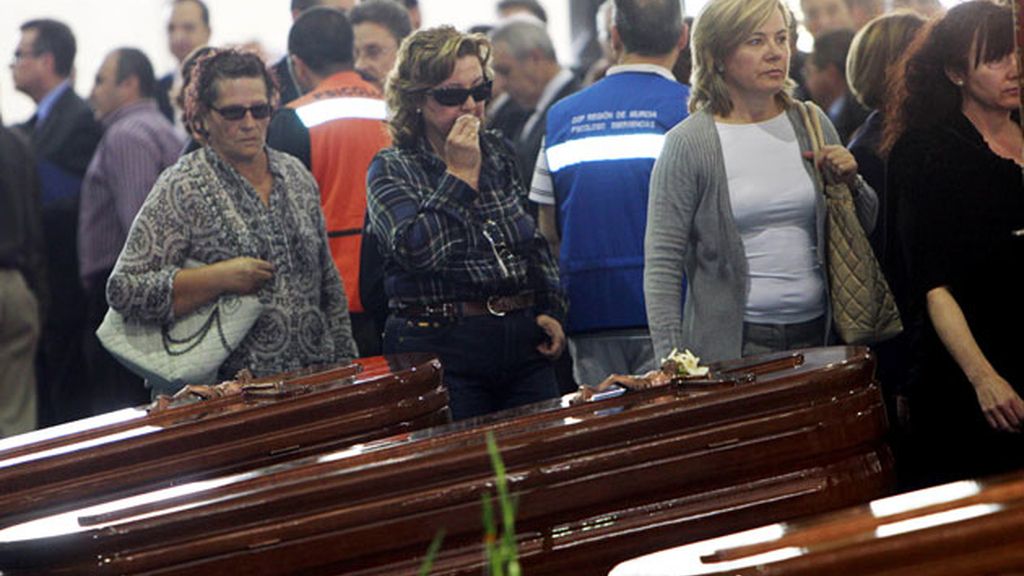 Funeral por las víctimas de Lorca