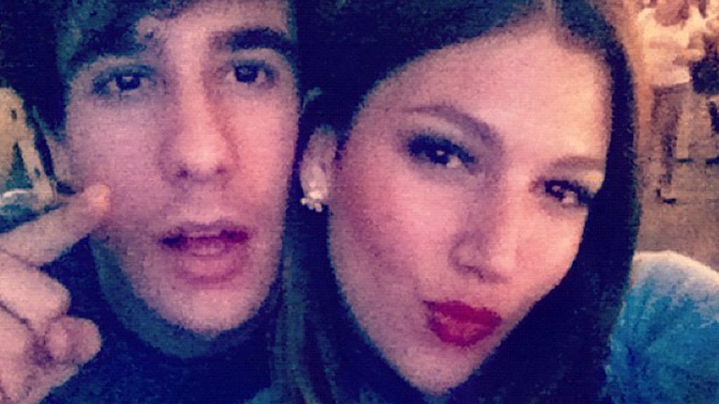 Javier Calvo en el Twitter de Úrsula Corbero