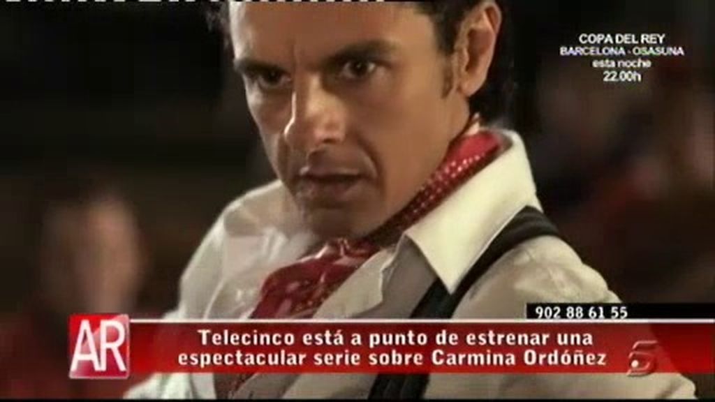 Narra la vida de Carmen desde su niñez hasta convertirse en 'La Divina'