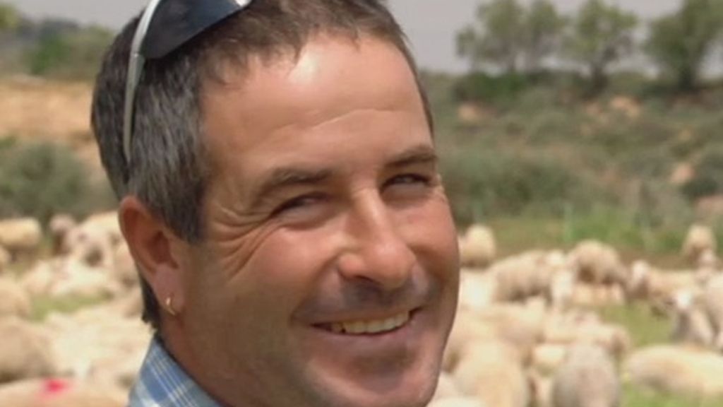 Los que le conocen afirman que Gustavo es una bellísima persona que lo da todo por los demás