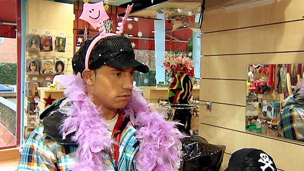 Candela cree que el tronista habla demasiado