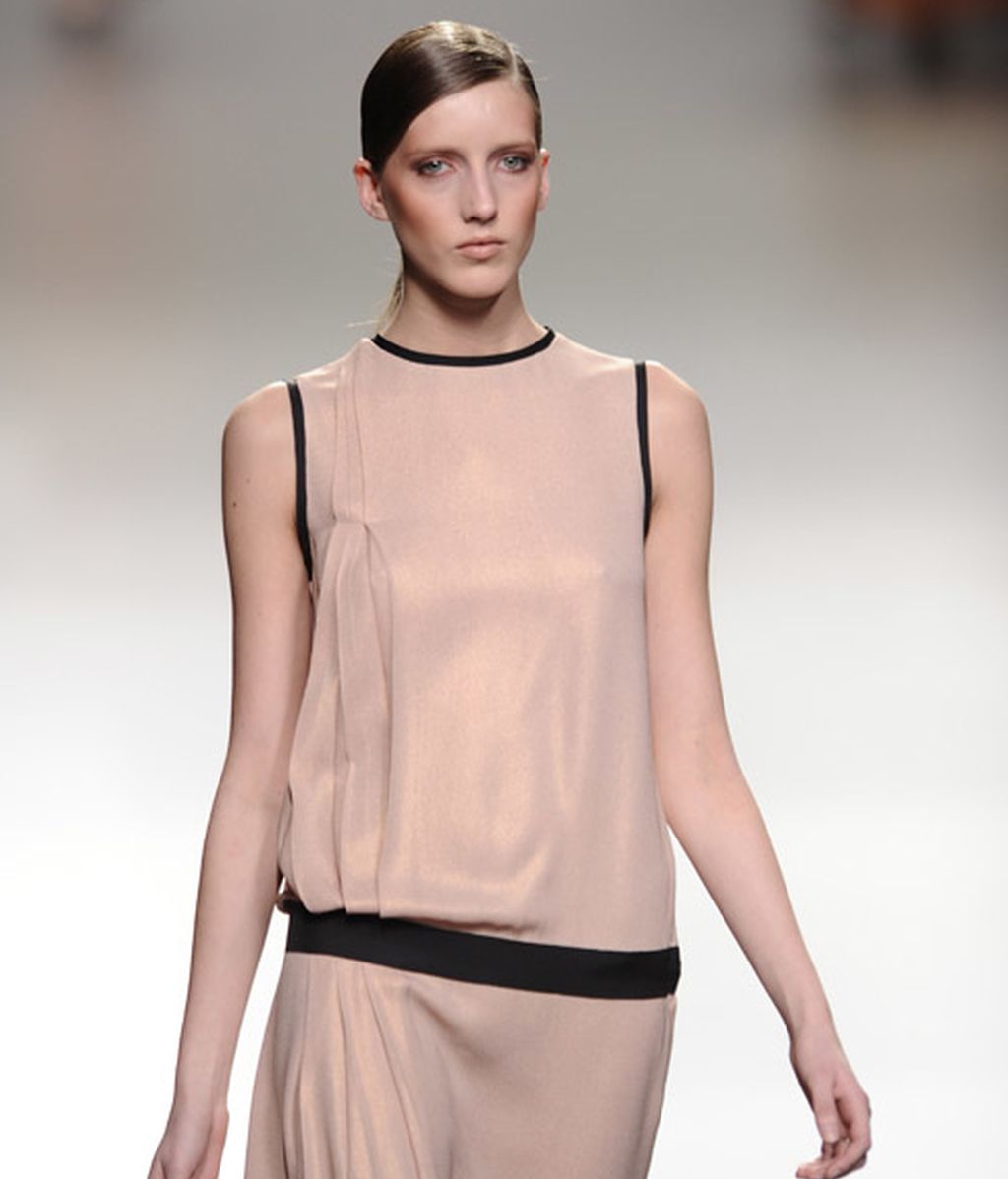 Angel Schlesser : corrección sí, innovación no