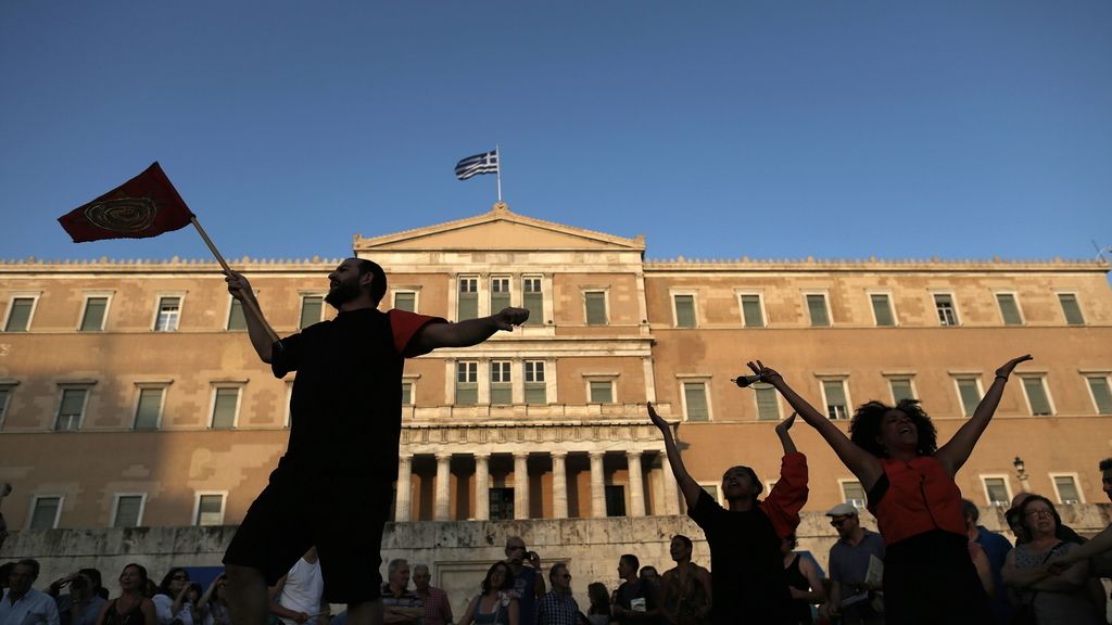 Manifestación de apoyo a Tsipras en las calles de Atenas