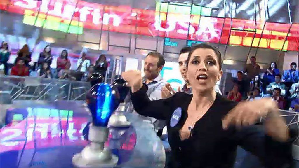 Alicia Borrachero se pone surfera con los 'Beach Boys'