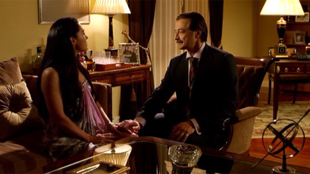 Julián, a Isabel: "Quiero que seas mi gitana, mi mujer, mi alcaldesa"