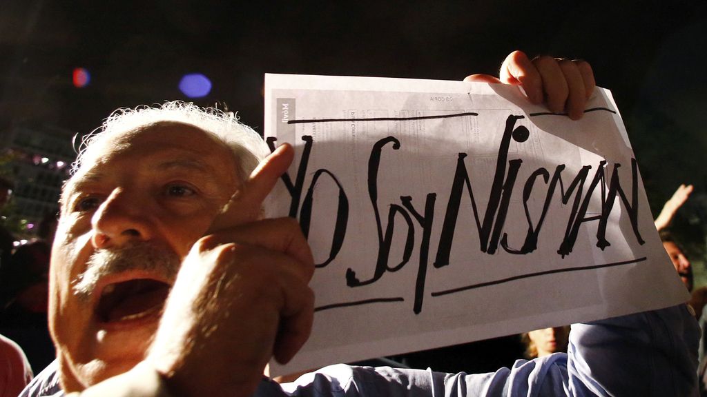 Miles de personas claman justicia para Nisman en Buenos Aires