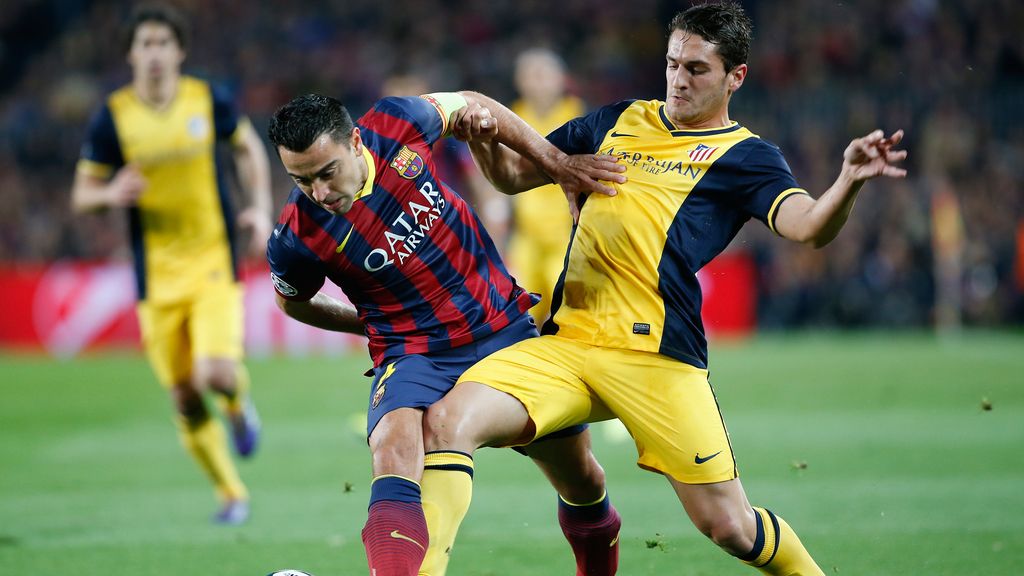 Xavi seguirá en el Barcelona al menos hasta junio de 2015