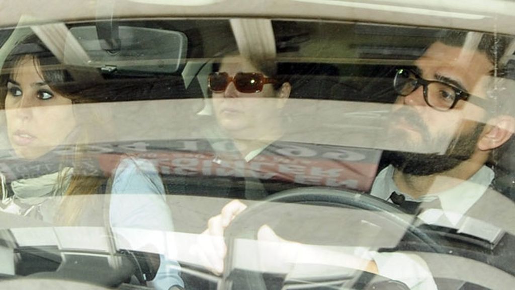 Primeras visitas a la casa de la actriz y tanatorio