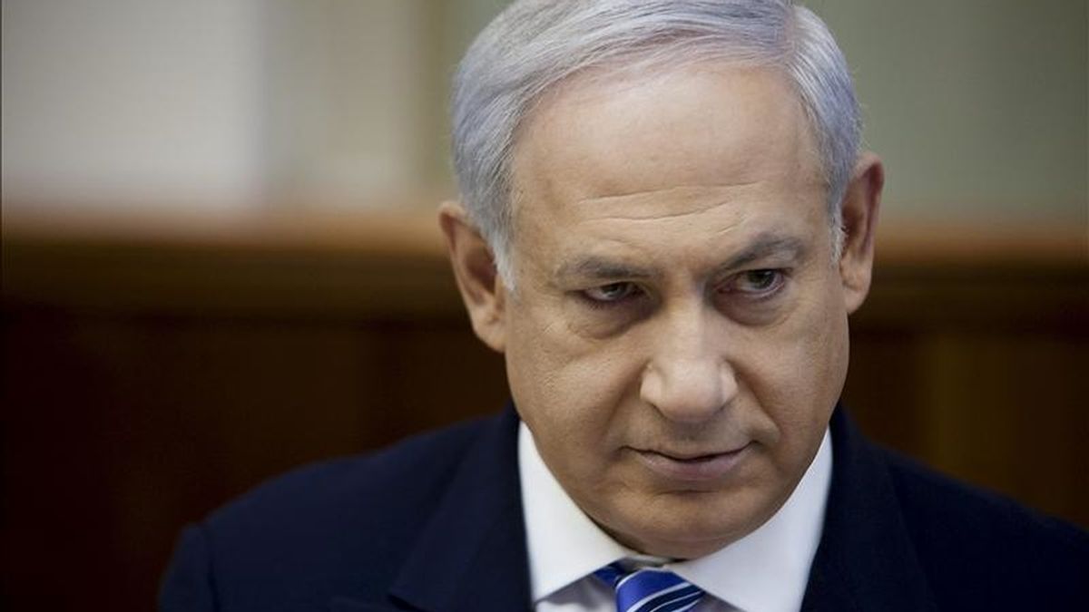 El primer ministro israelí Benjamin Netanyahu en la reunión semanal del Consejo de Ministros en Israel hoy, domingo, 17 de abril de 2011. EFE