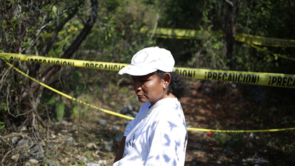 Los familiares de los estudiantes desaparecidos hallan restos humanos en Iguala