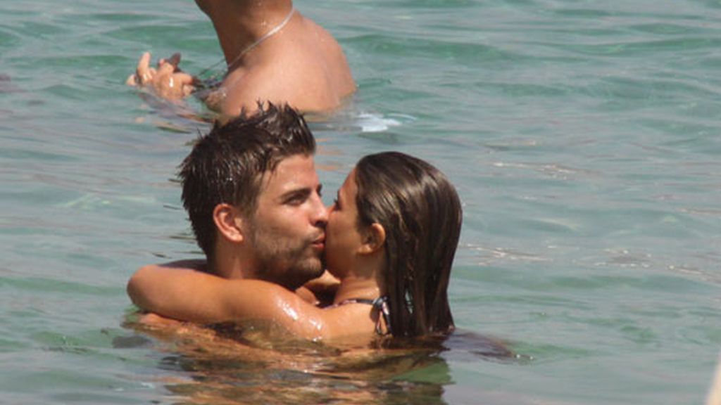 2010: Nuria Tomás, la novia de Piqué antes de Shakira