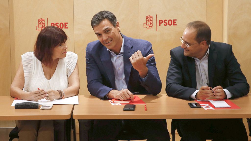 Iglesias y Sánchez se reúnen con sus Ejecutivas para buscar vías alternativas