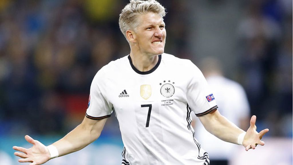 ¡Gol de Schweinsteiger! El alemán culmina una contra perfecta para sentenciar el partido