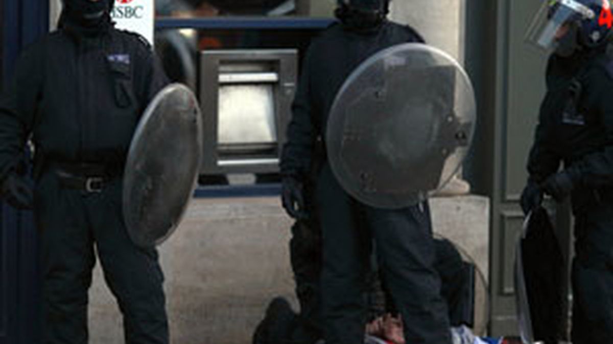 Los disturbios y saqueos que comenzaron en Tottenham se han extendido a otras ciudades FOTO: REUTERS