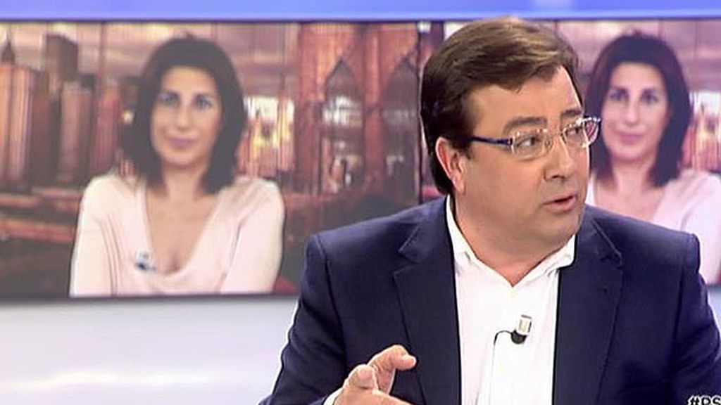 Fernández Vara: "El Congreso se ha convertido en una pasarela, sabemos cómo visten los diputados pero no lo que piensan"