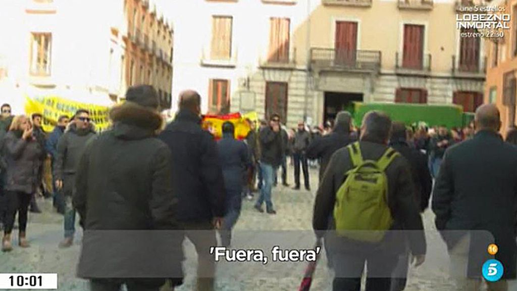 Escrache de la policía local madrileña a un concejal de Manuela Carmena