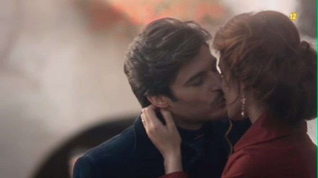 ¿Está surgiendo el amor entre Clara y Guido? 'La dama velada', en Telecinco