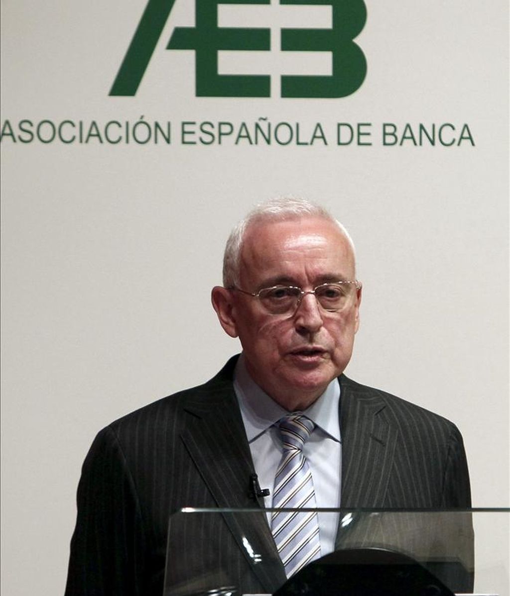 El presidente de la Asociación Española de Banca (AEB), Miguel Martín. EFE/Archivo