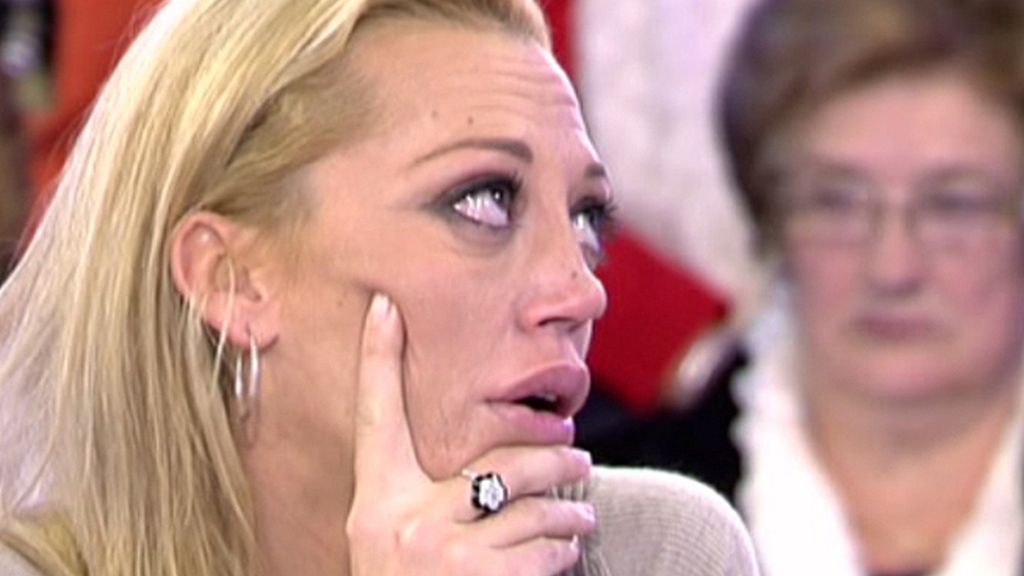 No explicaba el motivo, pero la co - presentadora no podía evitar las lágrimas