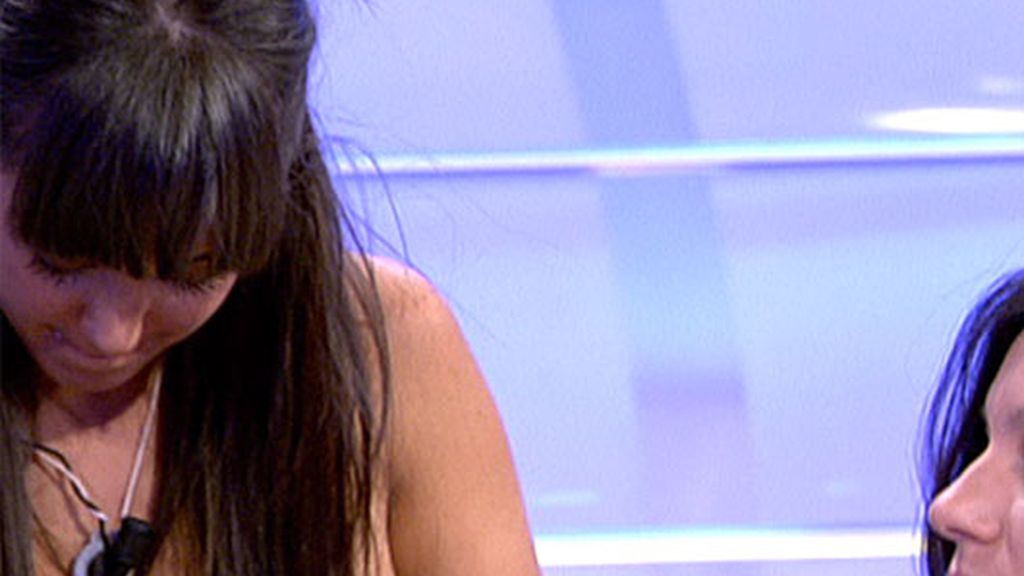 Un tronista entre dos pretendientas